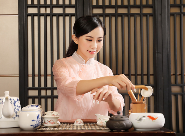 经常去杭州下城靠谱男士会馆，这家私藏已久的店推荐给你